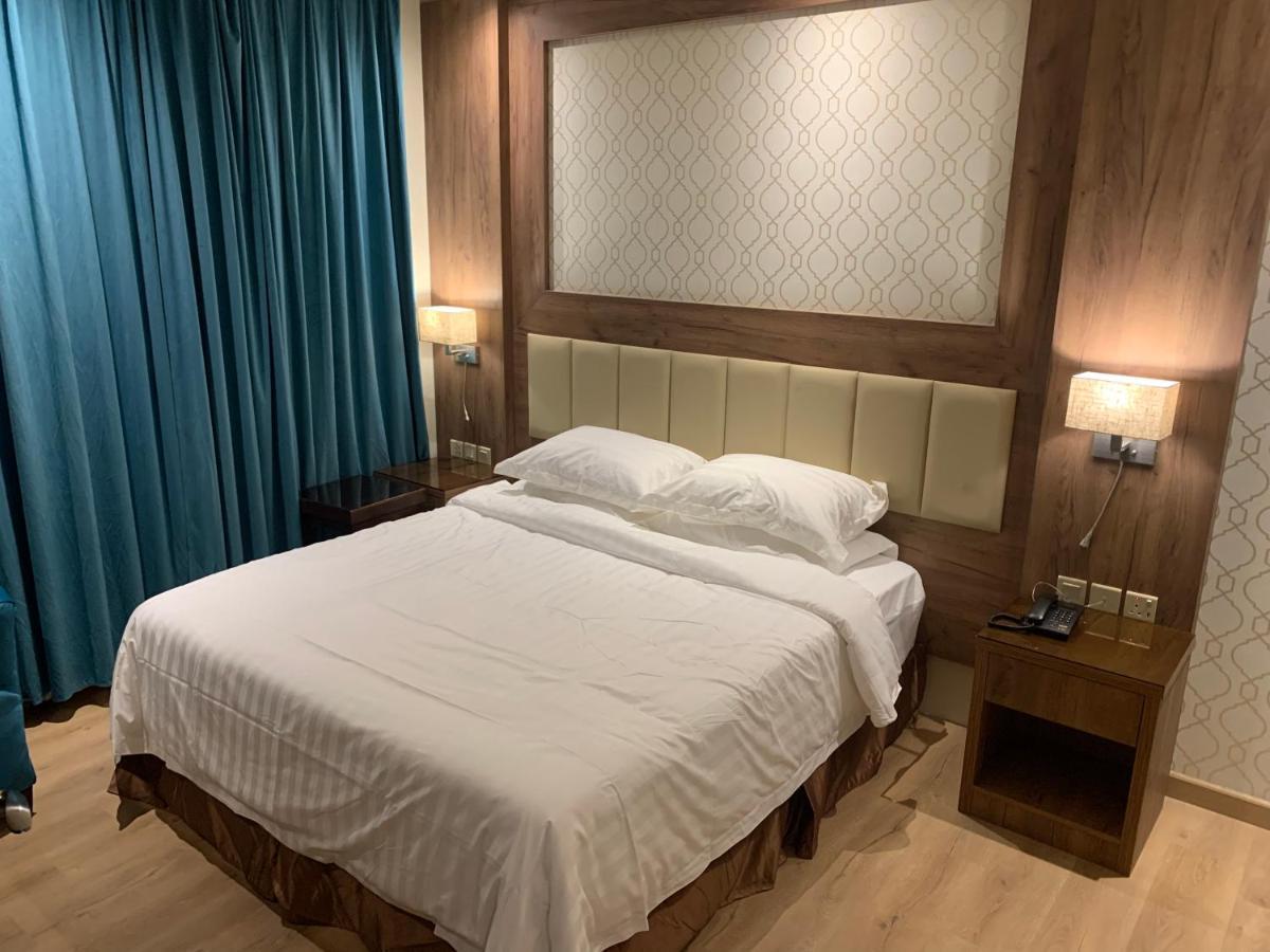 Fanan Suite Jiddah Esterno foto